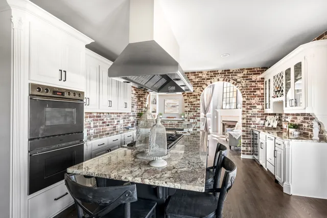 $1,074,900 | 6780 Autumnwood Drive, Nashville, TN 37221