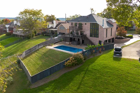 $1,074,900 | 6780 Autumnwood Drive, Nashville, TN 37221