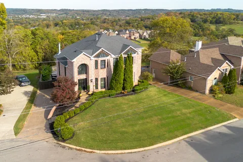 $1,074,900 | 6780 Autumnwood Drive, Nashville, TN 37221