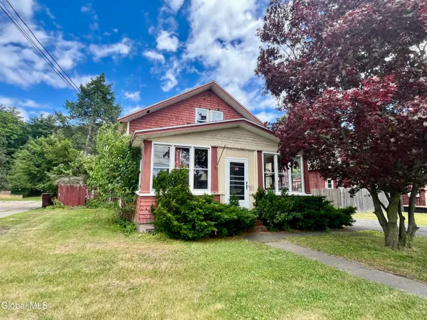 $264,900 | 1828 Helderberg Avenue, Rotterdam, NY 12306