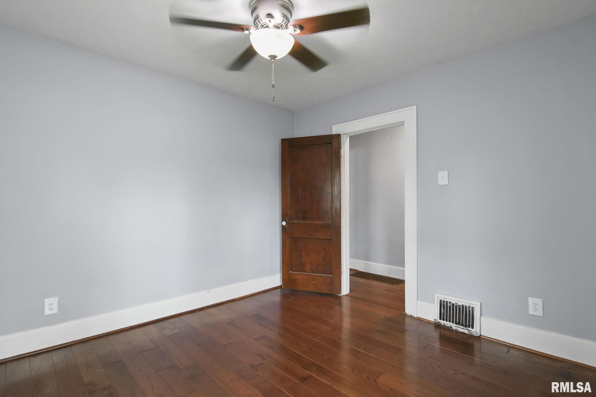 2120 North 8th Street Springfield, IL 62702 - Photo 21 of 31