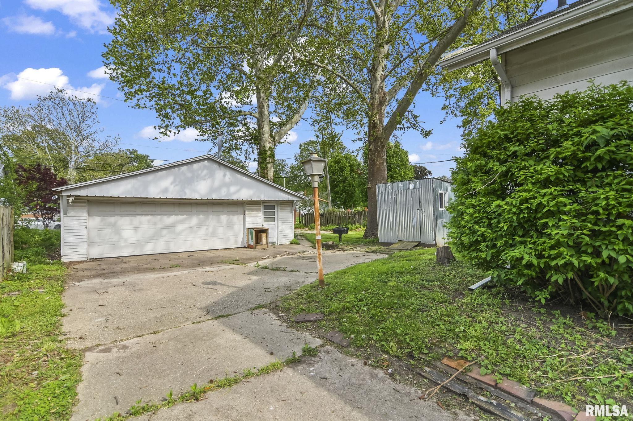 2120 North 8th Street Springfield, IL 62702 - Photo 27 of 31