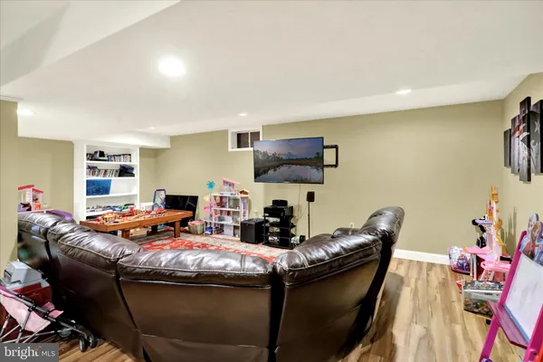 $630,000 | 74 Museum Road, Reading, PA 19607