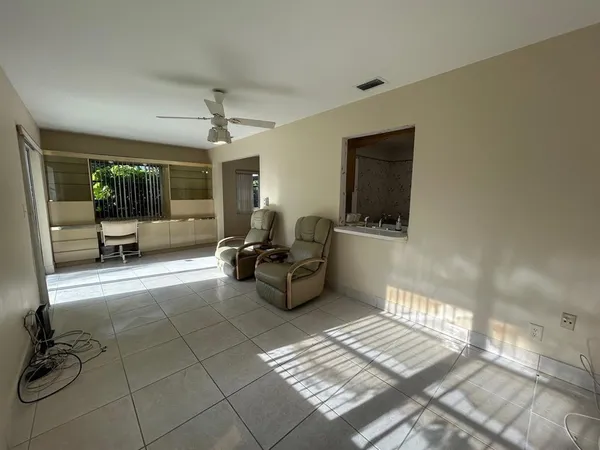 $2,650 | 6393 Lasalle Drive, Delray Beach, FL 33484