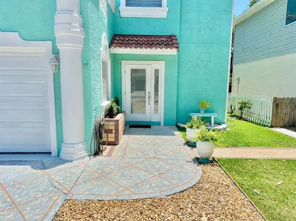 $1,090,000 | 107 North 6th Street, Flagler Beach, FL 32136