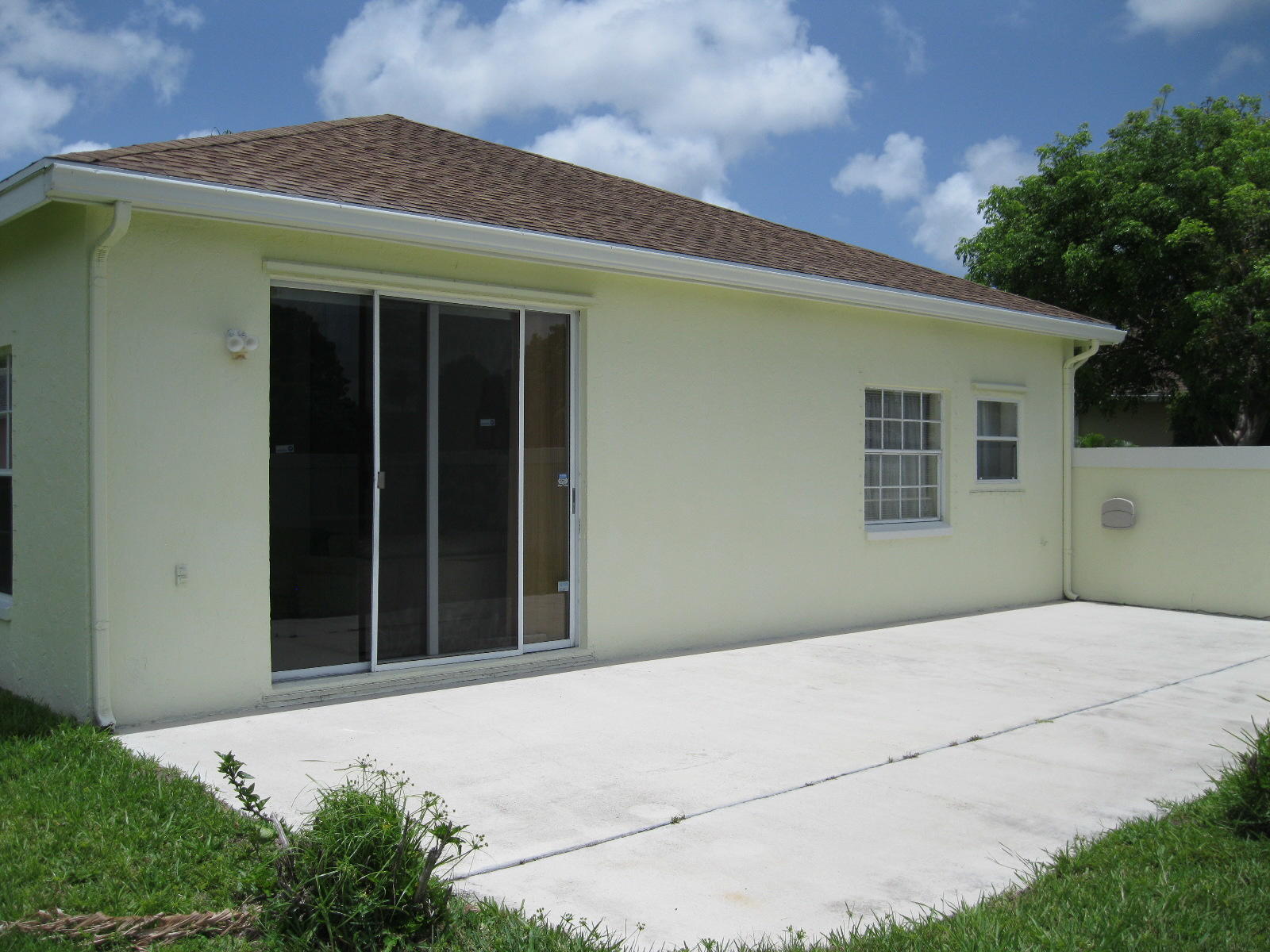 7744 Mansfield Hollow Road Delray Beach, FL 33446 - Photo 38 of 65 Back Patio 2