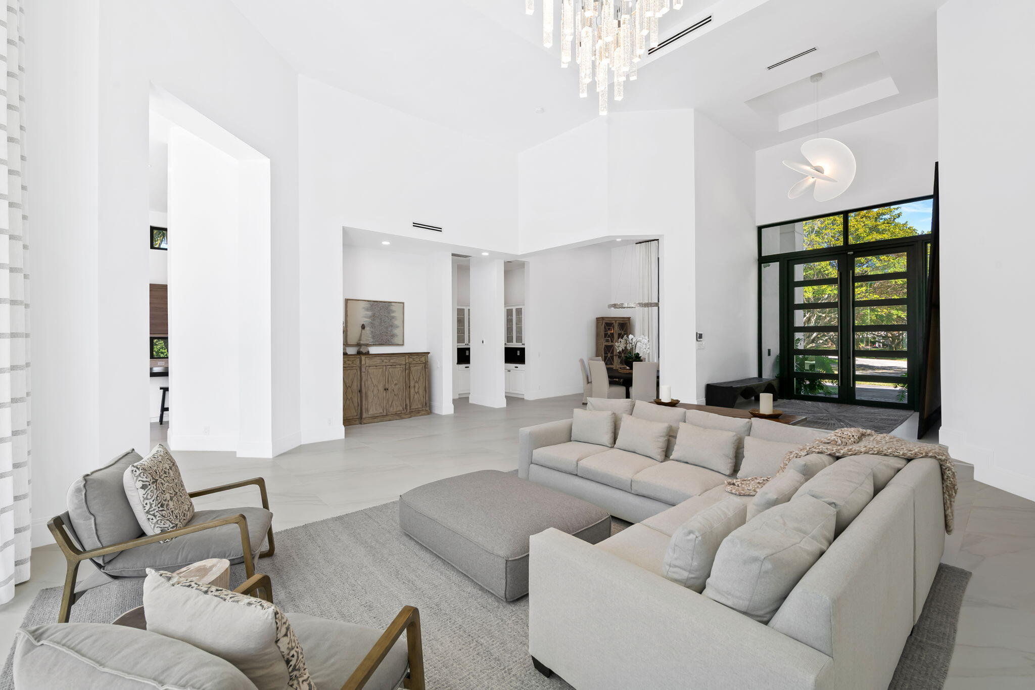 18338 Guardian Circle Boca Raton, FL 33496 - Photo 7 of 76 Living Room
