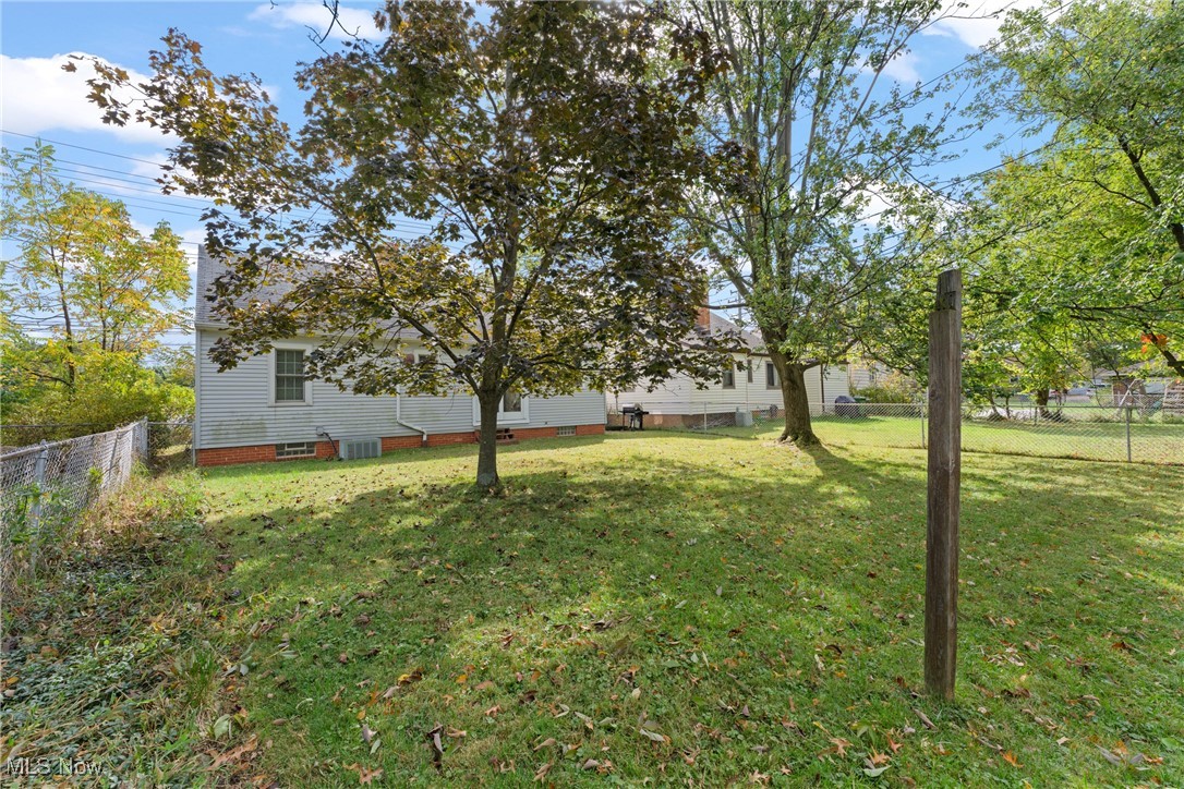 5860 Pearl Road Cleveland, OH 44130 - Photo 7 of 47