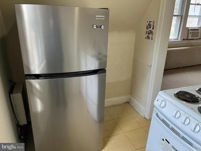 $1,000 | 8009 Garland Avenue, Unit 3, Takoma Park, MD 20912