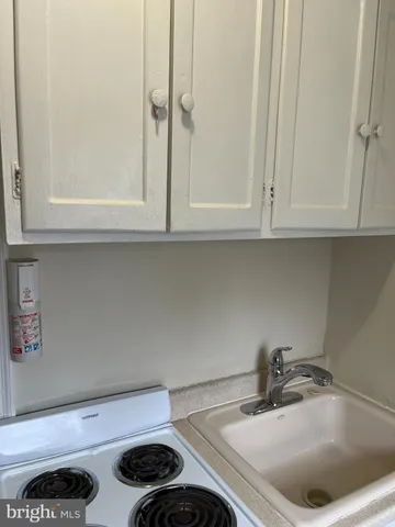 $1,000 | 8009 Garland Avenue, Unit 3, Takoma Park, MD 20912