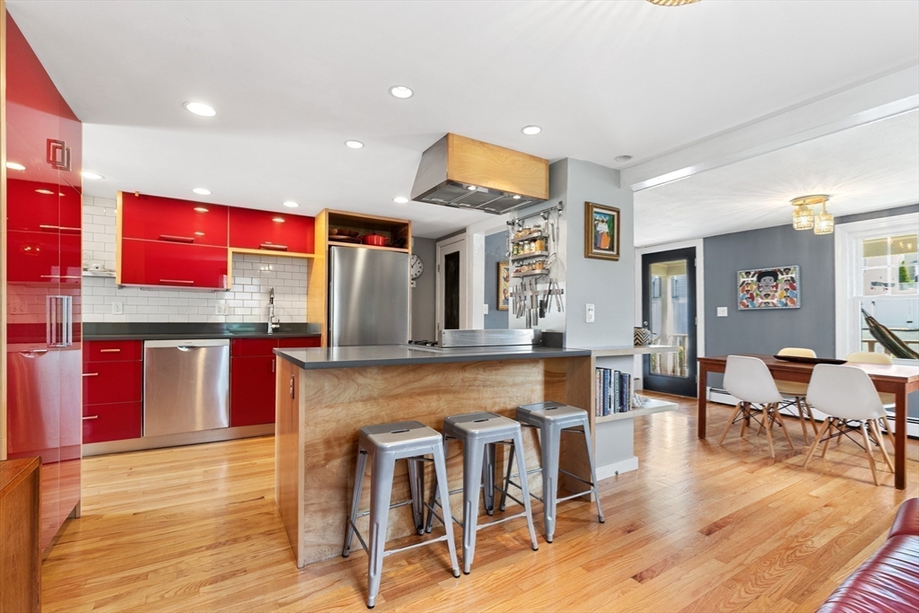 12 Glen Road Swampscott, MA 01907 - Photo 13 of 42 Gallery Image 13