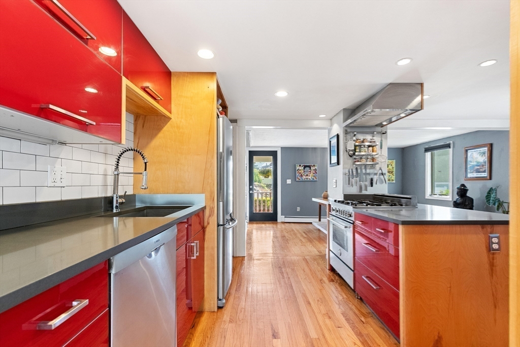 12 Glen Road Swampscott, MA 01907 - Photo 17 of 42 Gallery Image 17