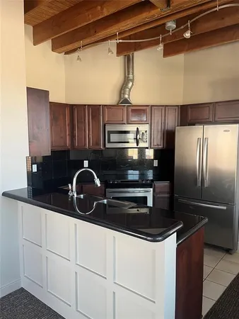 $1,200 | 928 Lipscomb Street, Unit 200, Fort Worth, TX 76104