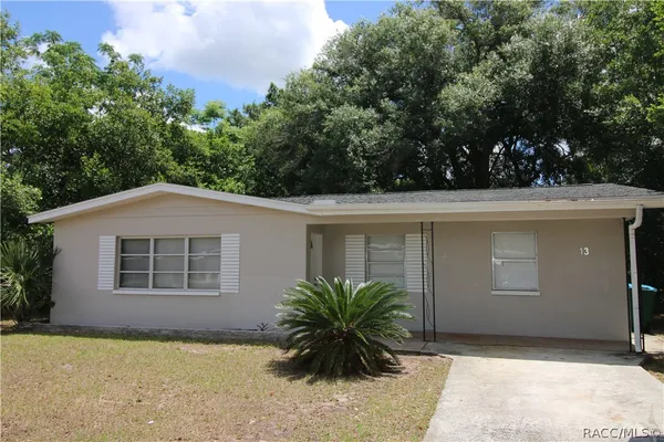 $1,350 | 13 South Washington Street, Beverly Hills, FL 34465