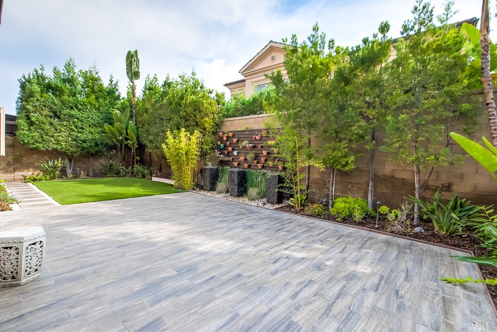 49 Modena Irvine, CA 92618 - Photo 35 of 39