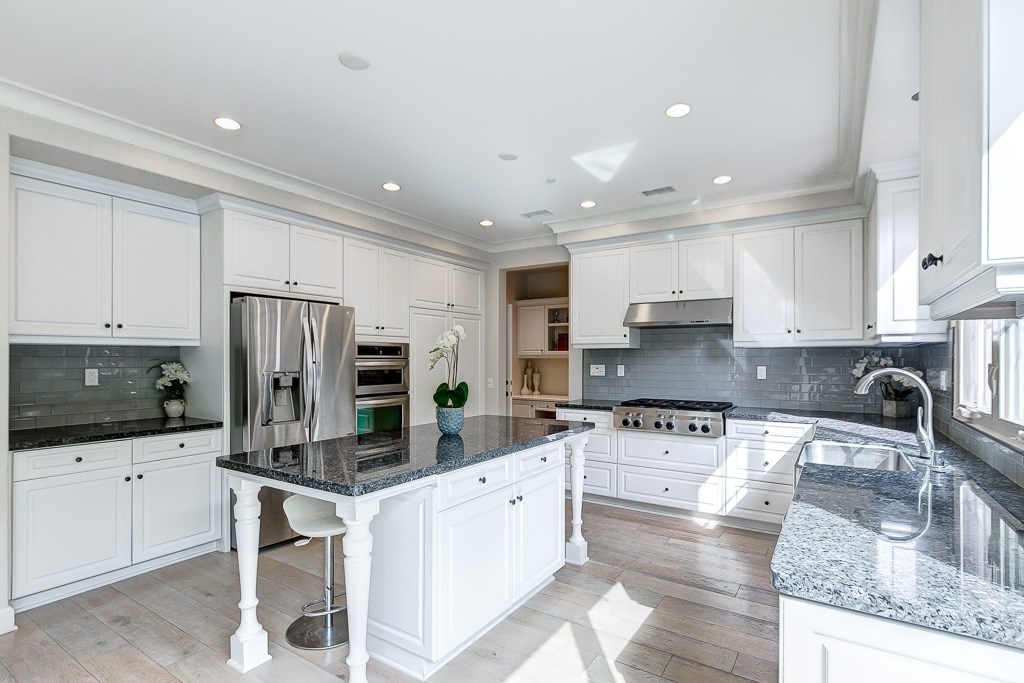 49 Modena Irvine, CA 92618 - Photo 10 of 39