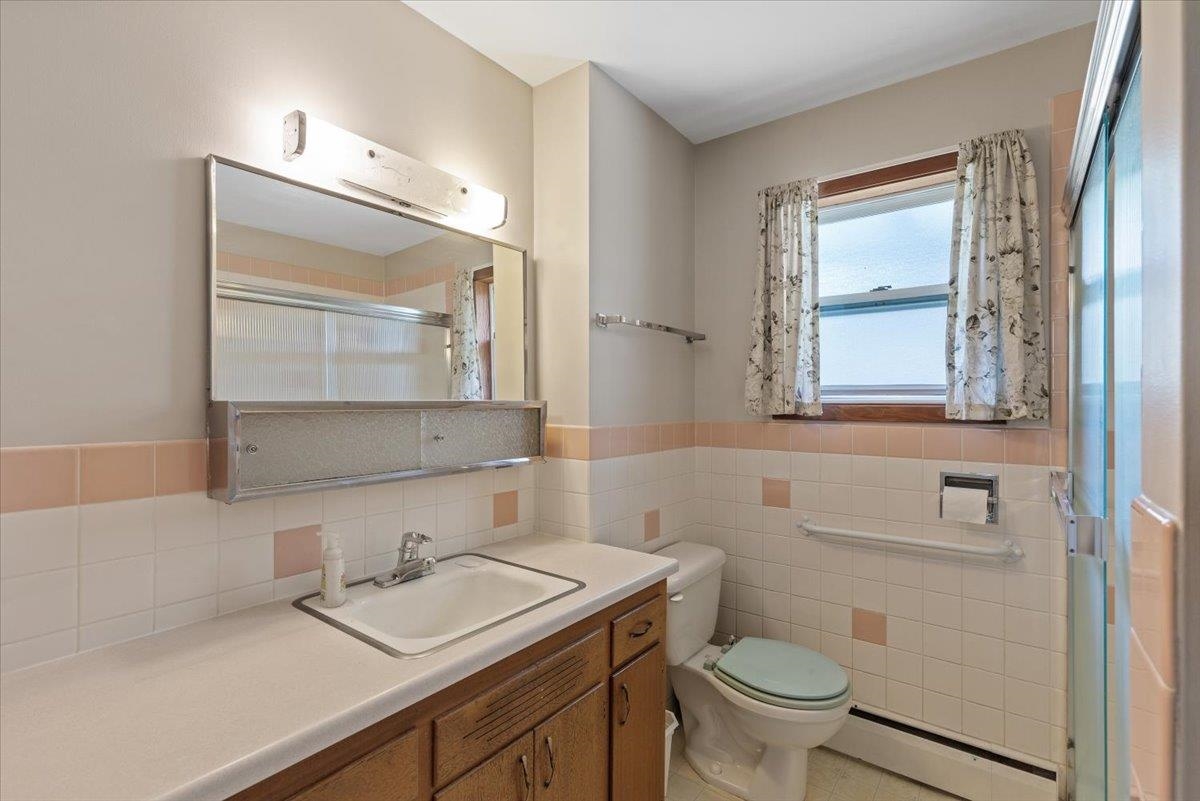4102 East Jamieson Road Spokane, WA 99223 - Photo 17 of 44