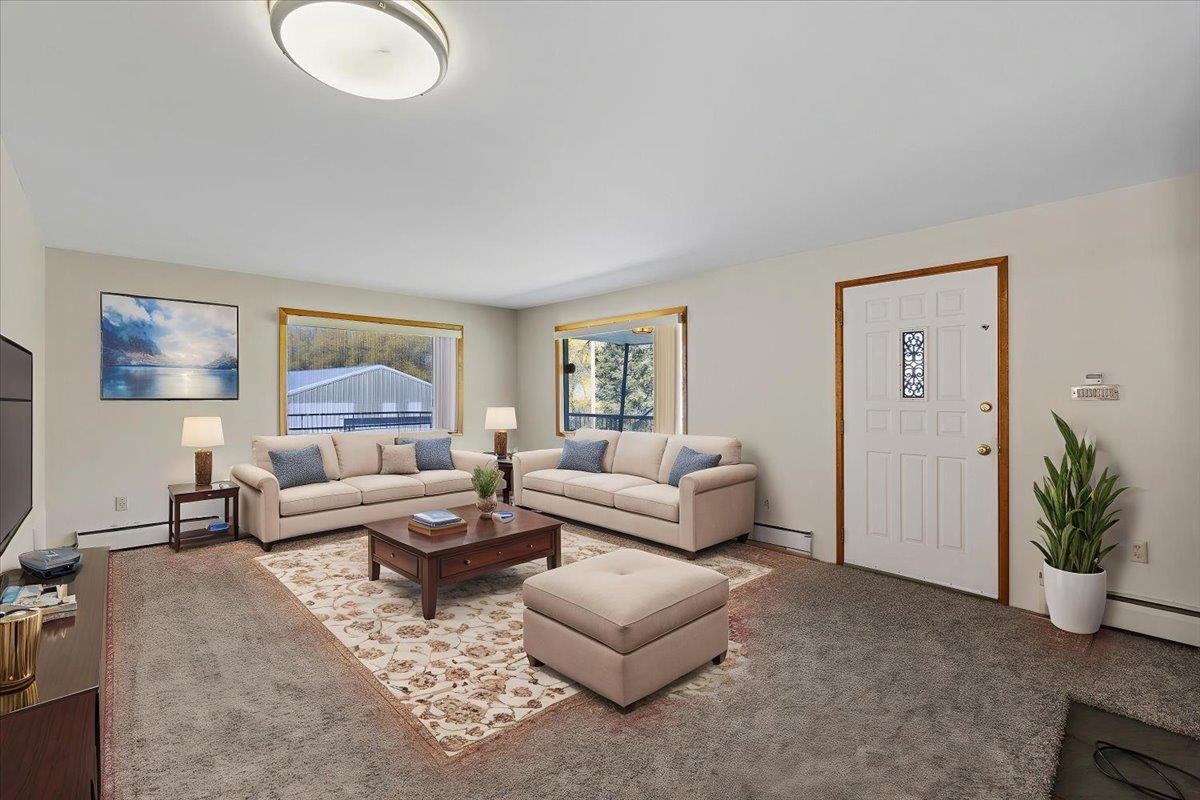 4102 East Jamieson Road Spokane, WA 99223 - Photo 6 of 44