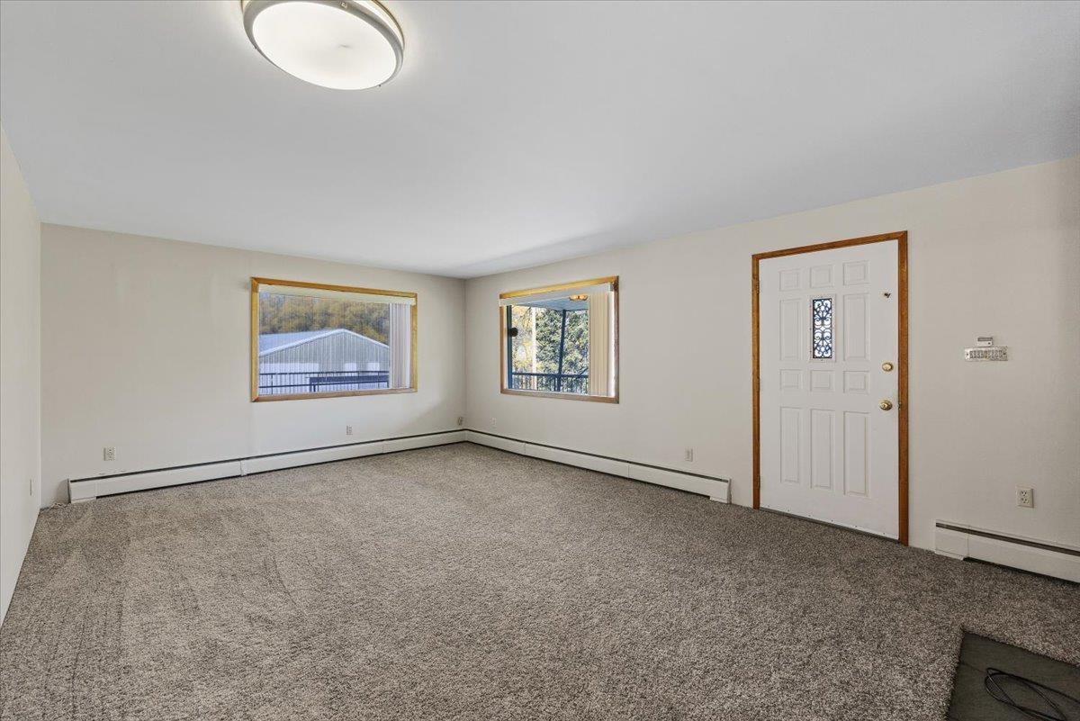 4102 East Jamieson Road Spokane, WA 99223 - Photo 7 of 44