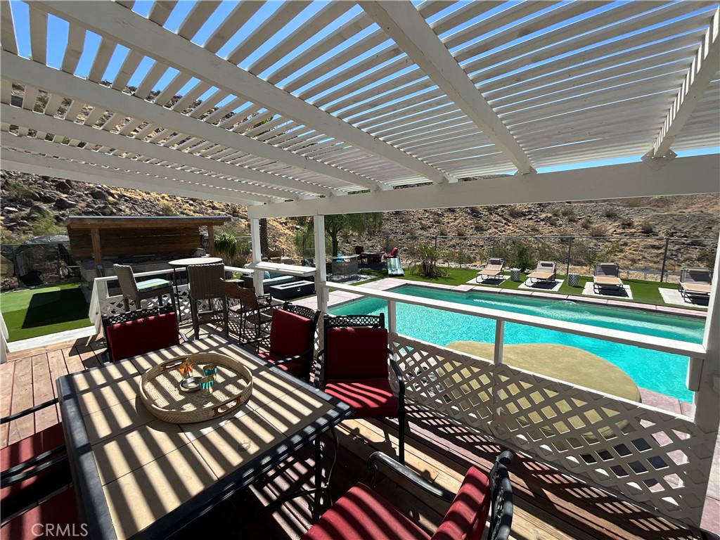 73405 Rask Road Desert Hot Springs, CA 92241 - Photo 13 of 26 a city view with sitting space