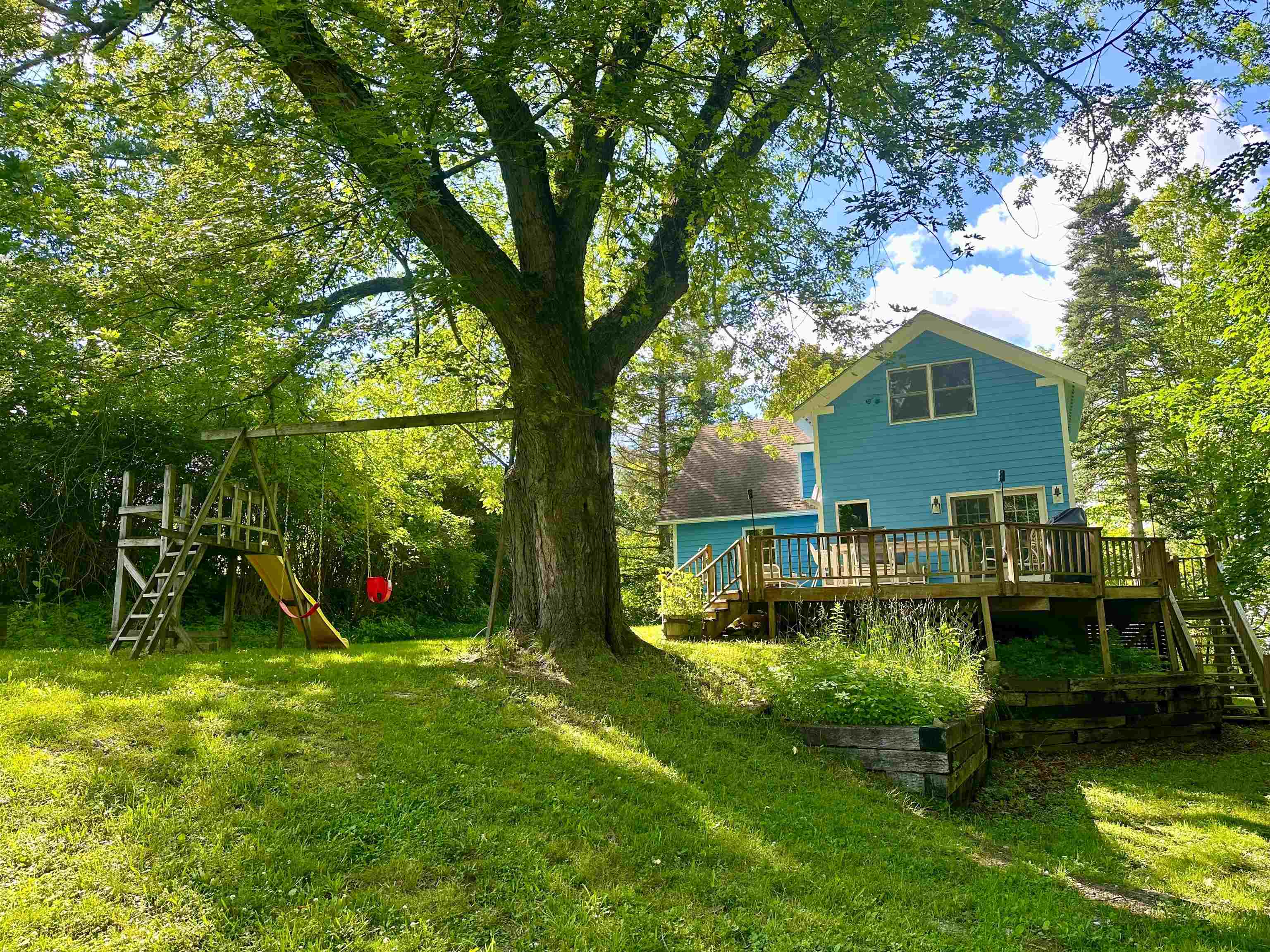 8 Castle Hill Road Wilmington, VT 05363 - Photo 29 of 33 Gallery Image 29