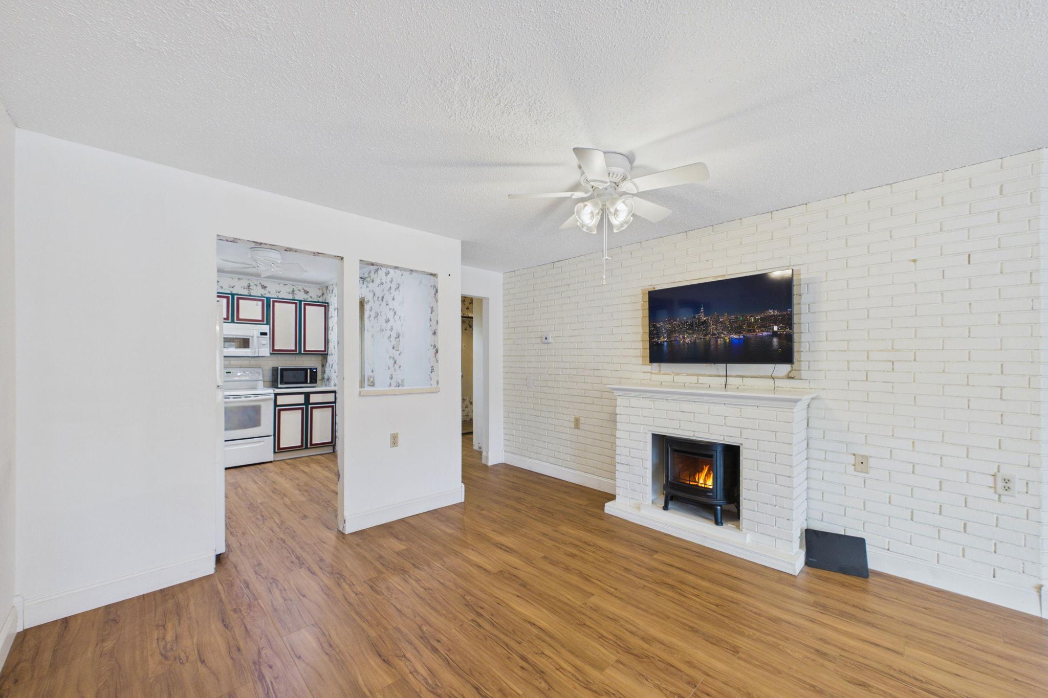500 County B Road West, Unit 119 Roseville, MN 55113 - Photo 6 of 23 Gallery Image 6