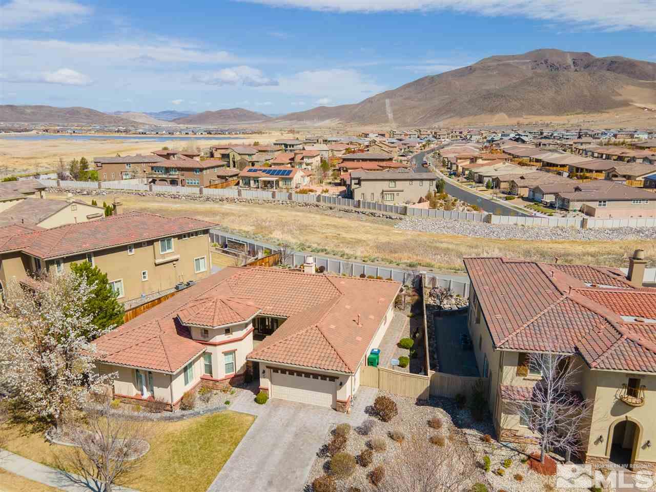 2675 Strathmore Court Reno, NV 89521 - Photo 5 of 35 Photo 5