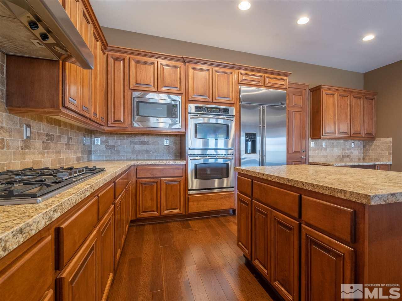 2675 Strathmore Court Reno, NV 89521 - Photo 8 of 35 Photo 8