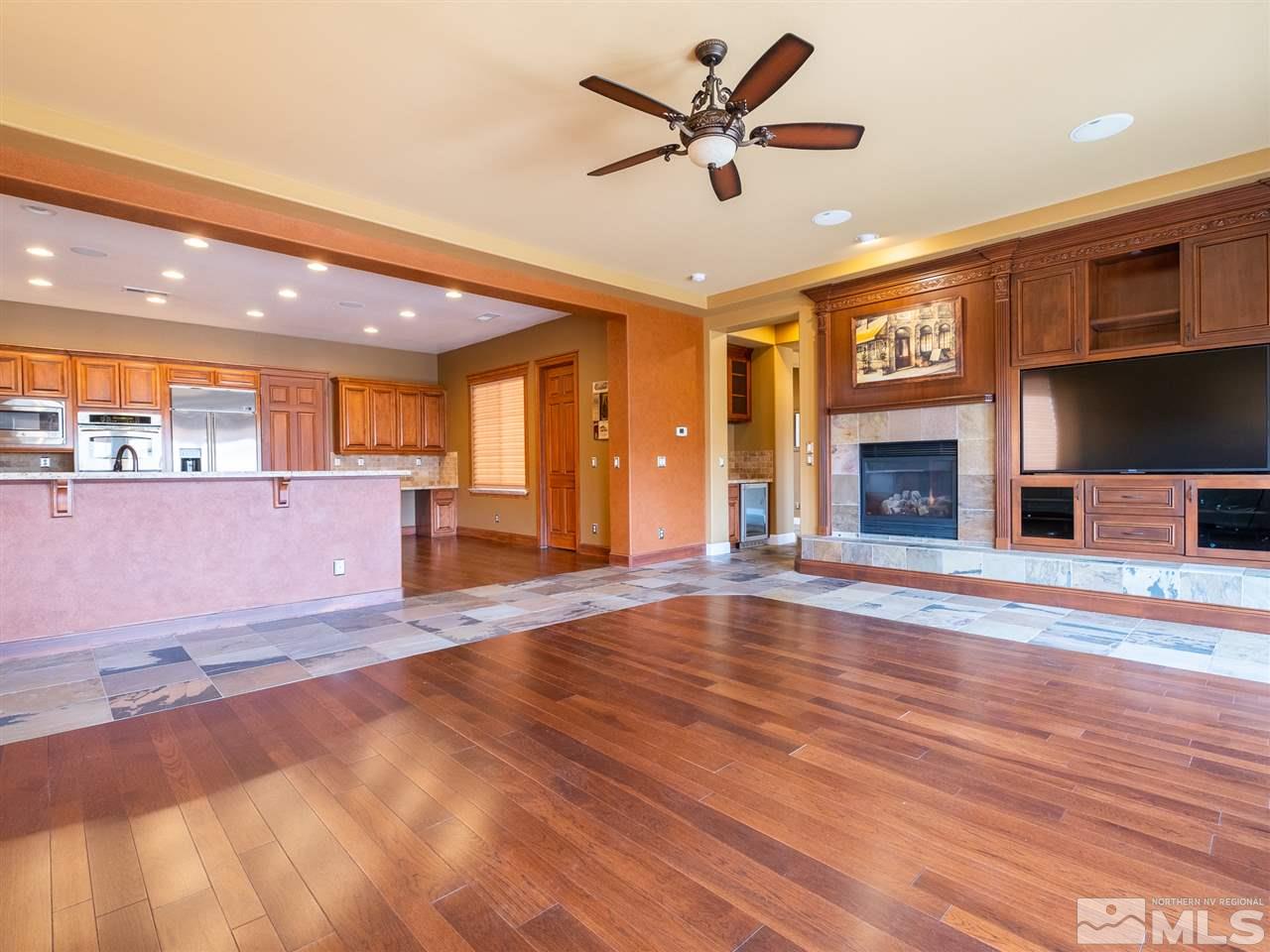 2675 Strathmore Court Reno, NV 89521 - Photo 9 of 35 Photo 9