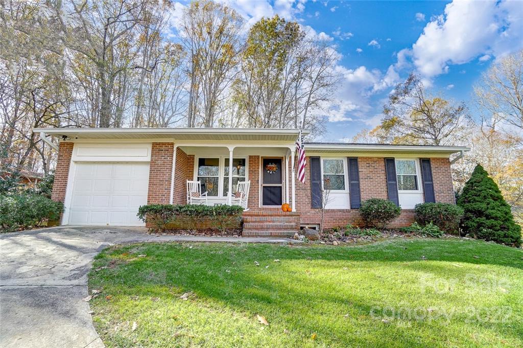 7815 Radin Road Waxhaw, NC 28173 - Photo 1 of 37 Gallery Image 1