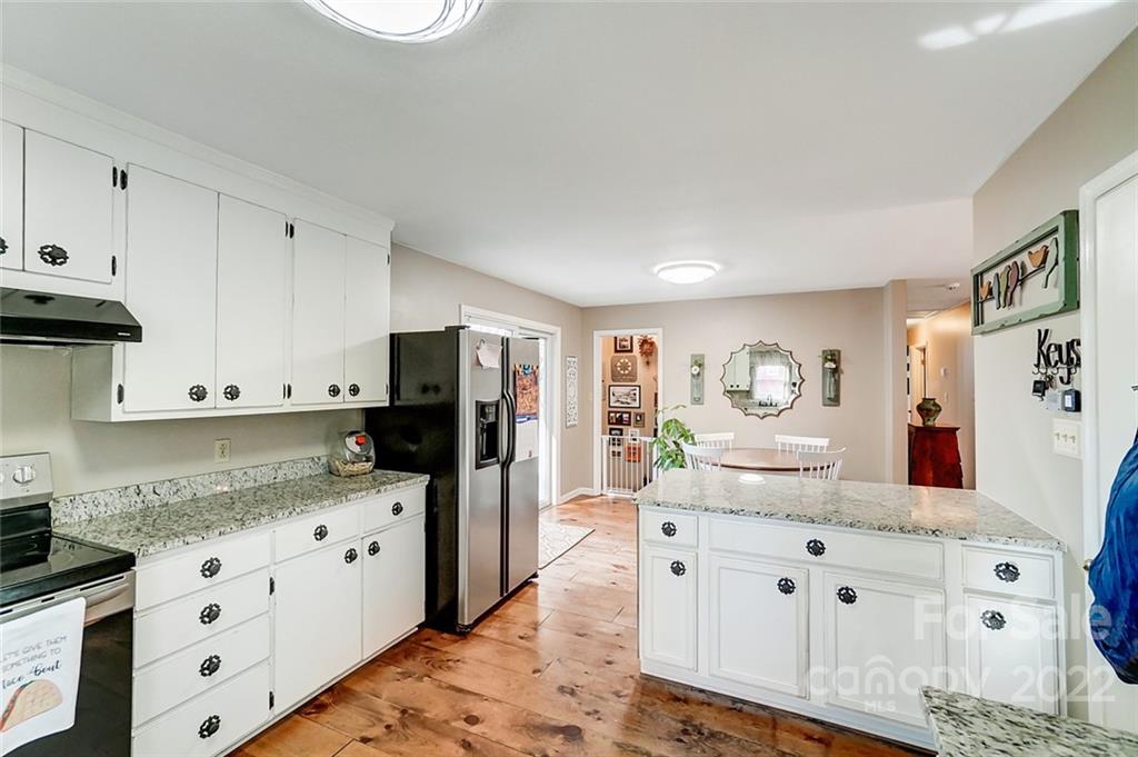 7815 Radin Road Waxhaw, NC 28173 - Photo 12 of 37 Gallery Image 12