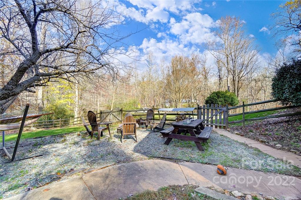 7815 Radin Road Waxhaw, NC 28173 - Photo 35 of 37 Gallery Image 35