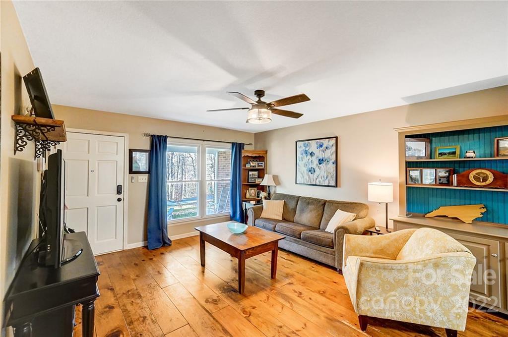 7815 Radin Road Waxhaw, NC 28173 - Photo 7 of 37 Gallery Image 7