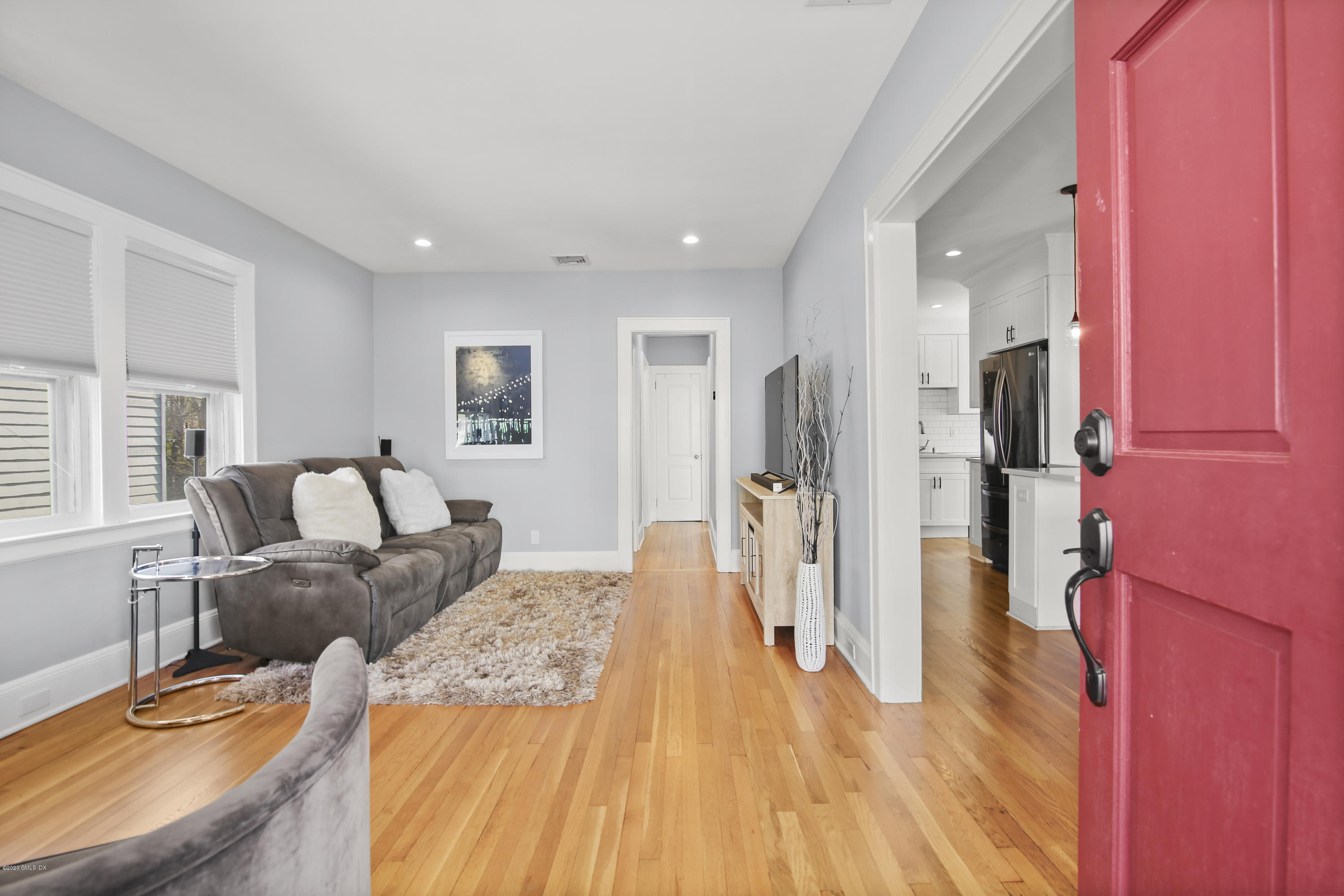69 View Street West, Unit WEST Greenwich, CT 06830 - Photo 1 of 43 004