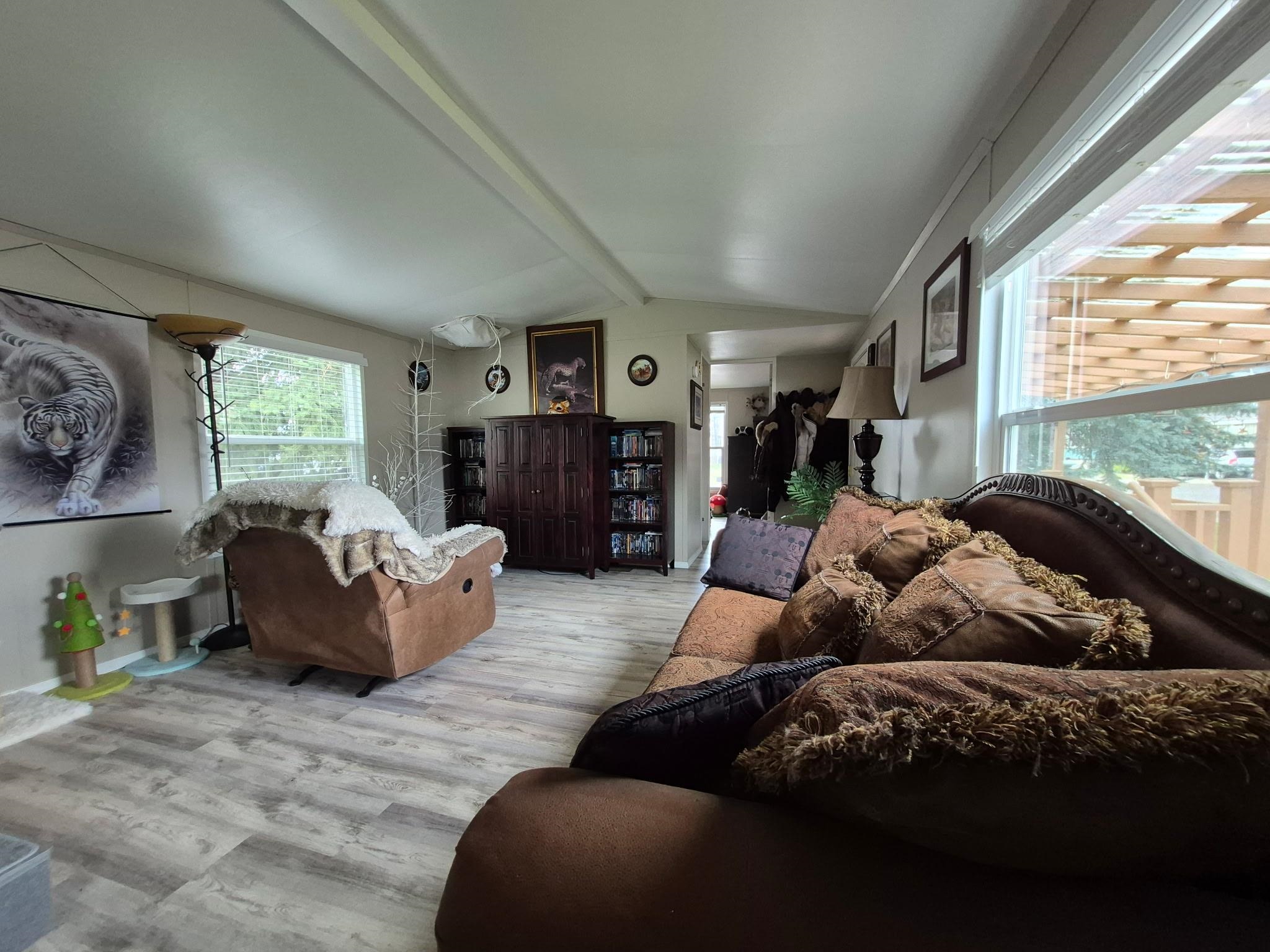 3925 East Farwell Road, Unit 10 Mead, WA 99021 - Photo 14 of 31