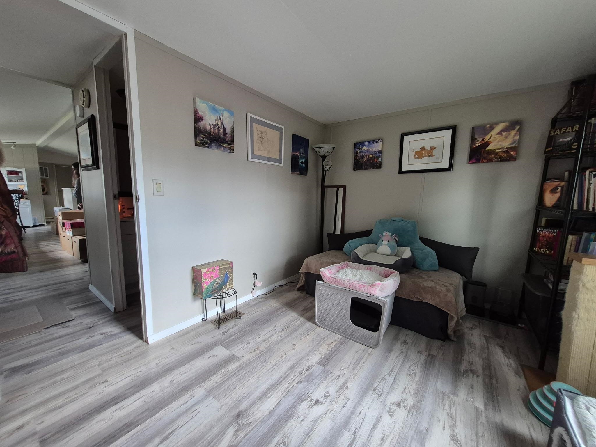 3925 East Farwell Road, Unit 10 Mead, WA 99021 - Photo 6 of 31