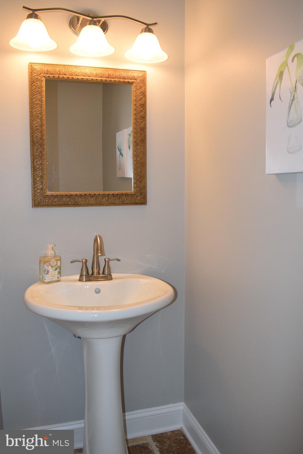 1006 Dunvegan Road West Chester, PA 19382 - Photo 3 of 41 Gallery Image 3