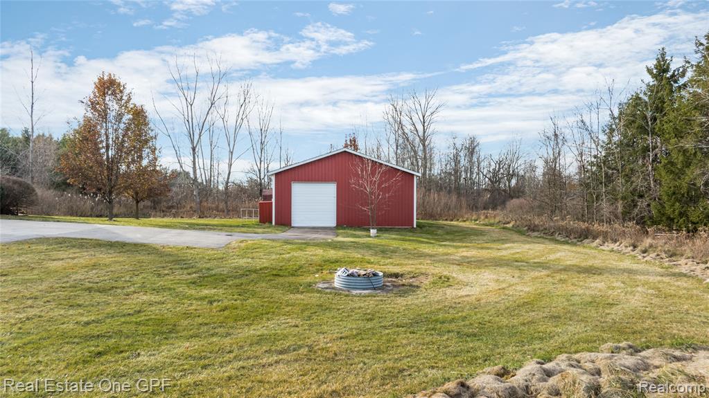1135 Holmes Road Allenton, MI 48002 - Photo 54 of 59