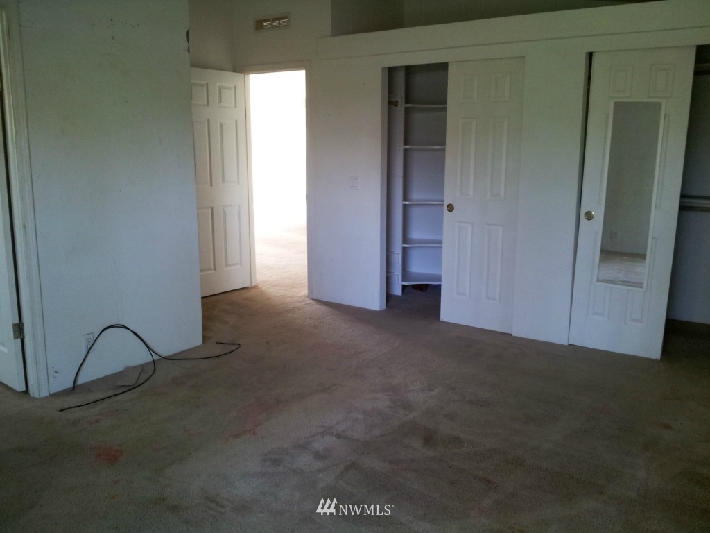 81 West Sunny Sands Road Cathlamet, WA 98612 - Photo 9 of 10 Gallery Image 9