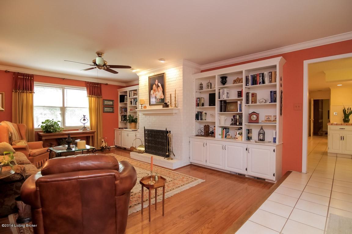 11601 Valley View Road Anchorage, KY 40223 - Photo 21 of 35 21 1ST FLR DEN