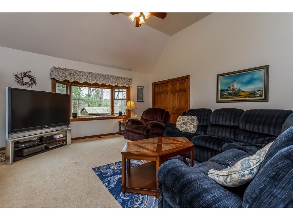 33 Woodward Road Merrimack, NH 03054 - Photo 10 of 36