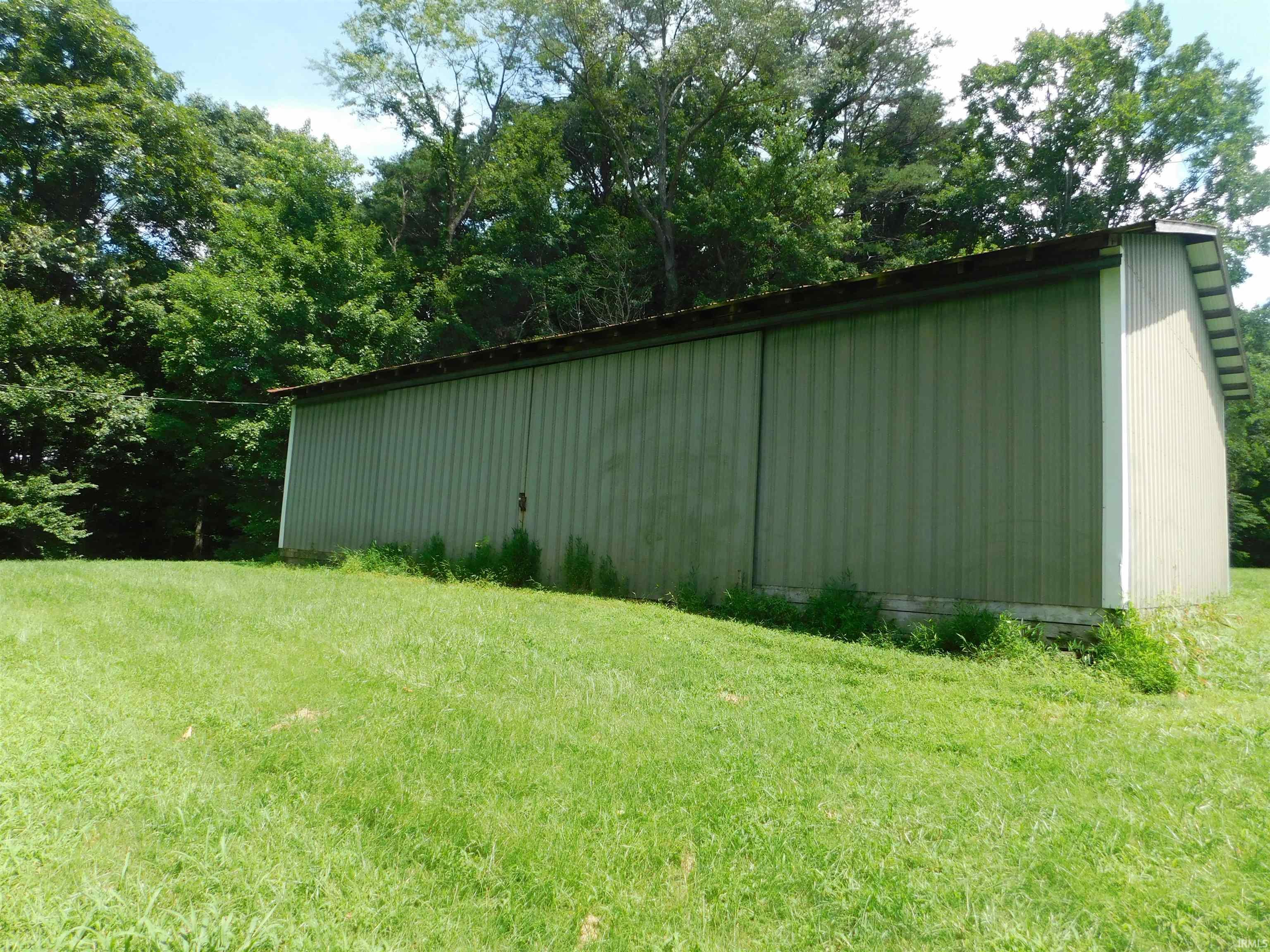 6872 East Hurst Road Pekin, IN 47165 - Photo 15 of 26 Gallery Image 15