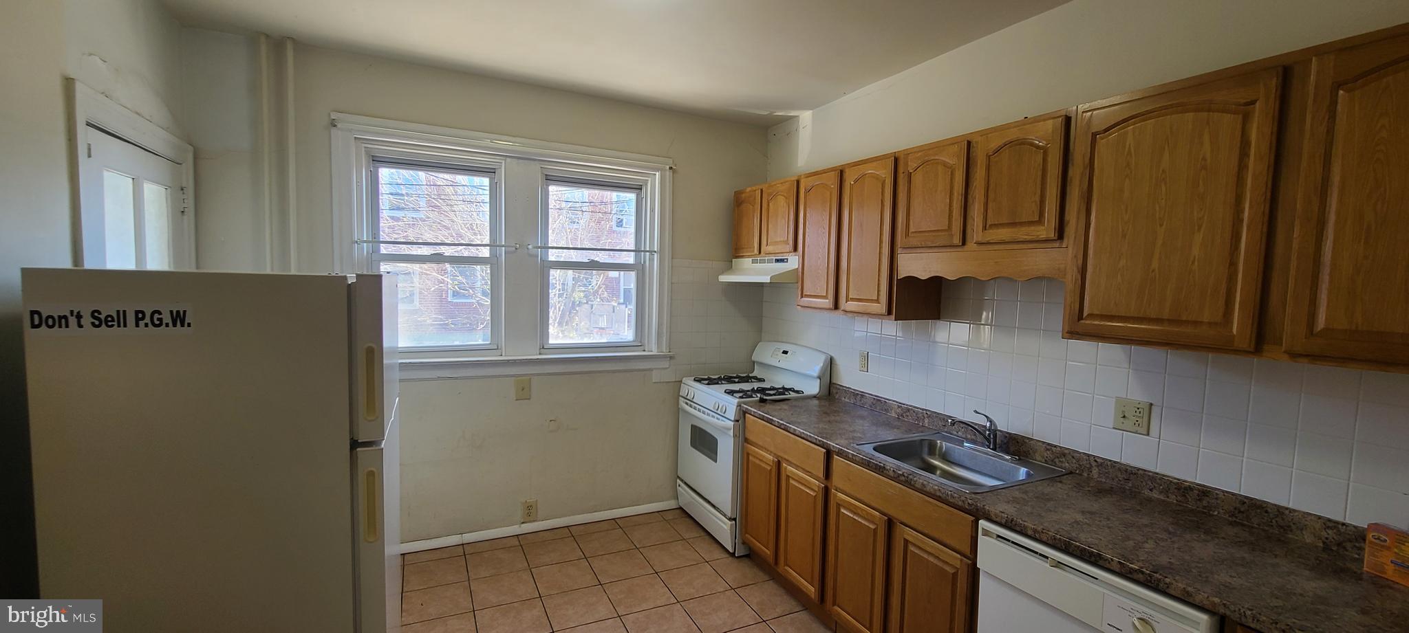 7207 Rutland Street Philadelphia, PA 19149 - Photo 5 of 25 Gallery Image 5