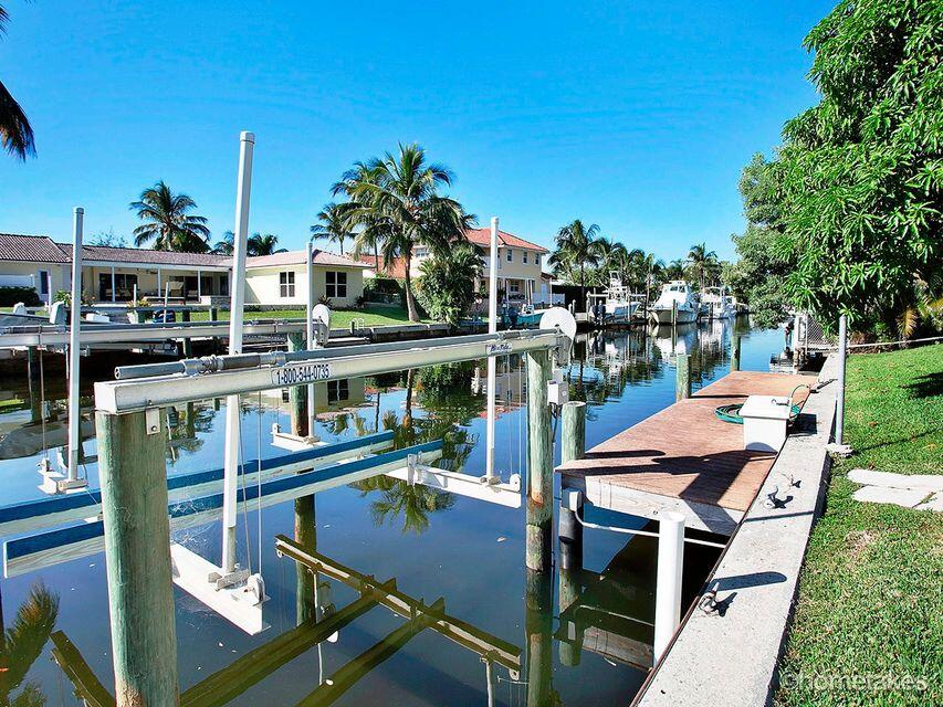 618 Riverside Road North Palm Beach, FL 33408 - Photo 13 of 21 618 Riverside Road - Dock