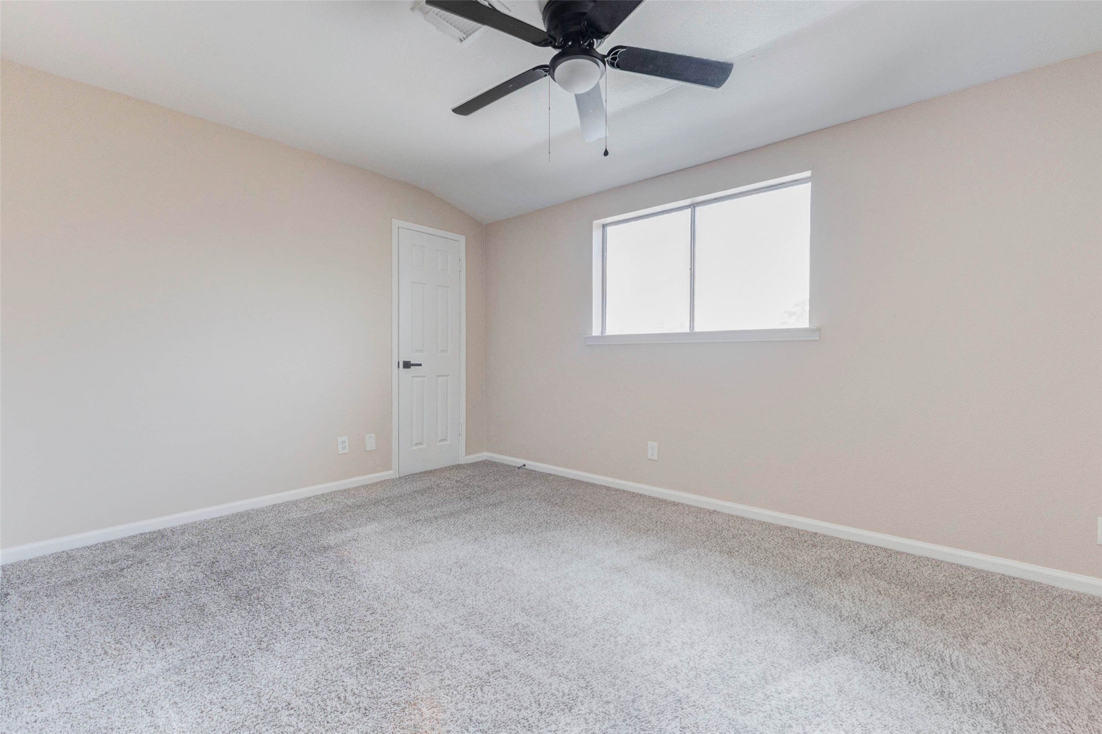 11222 Sagepark Lane Houston, TX 77089 - Photo 33 of 41 a view of an empty room with a window