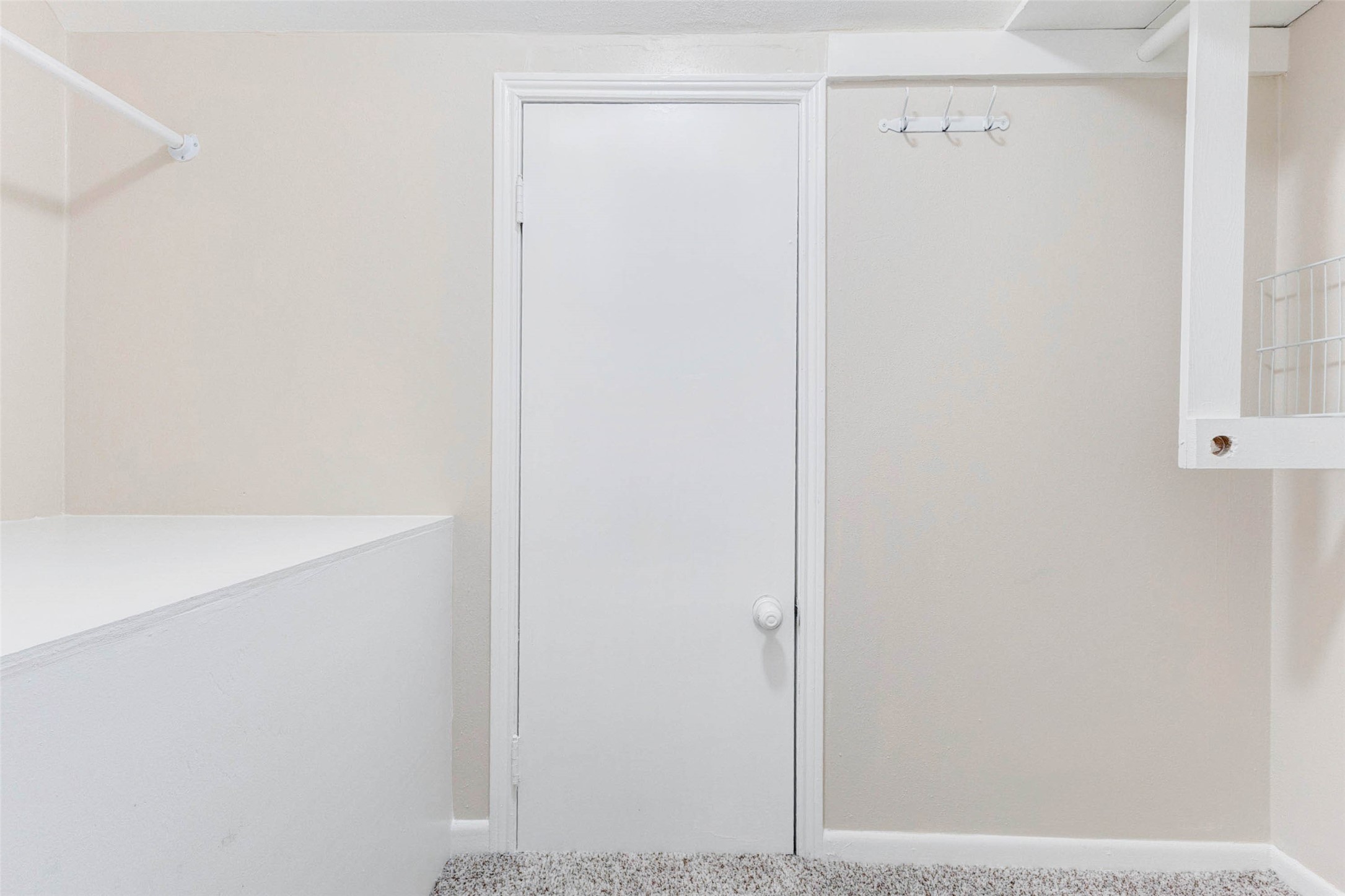 11222 Sagepark Lane Houston, TX 77089 - Photo 35 of 41 a view of cabinets