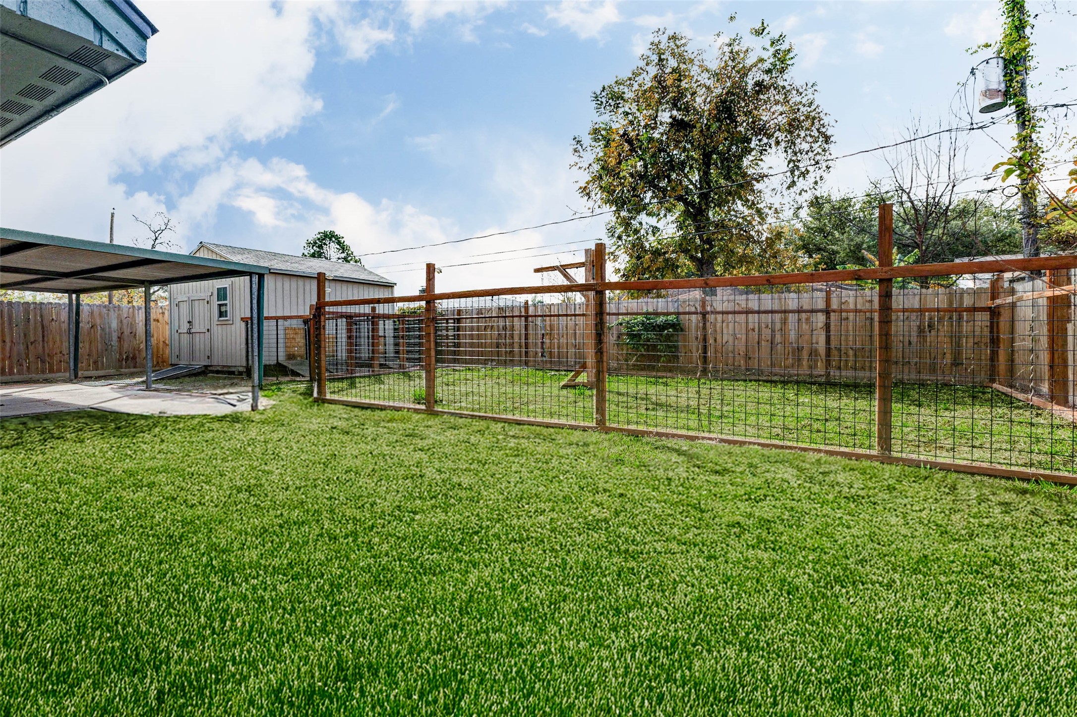 11222 Sagepark Lane Houston, TX 77089 - Photo 38 of 41 a view of a backyard
