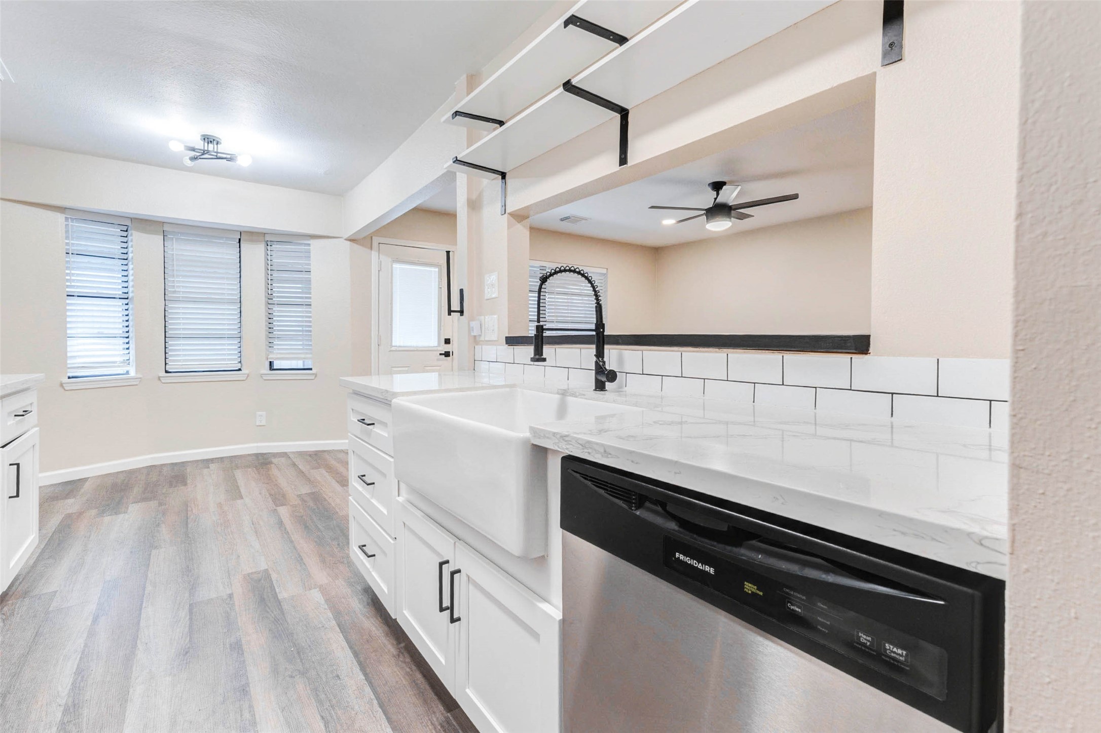 11222 Sagepark Lane Houston, TX 77089 - Photo 10 of 41 a spacious bathroom with a sink and a mirror