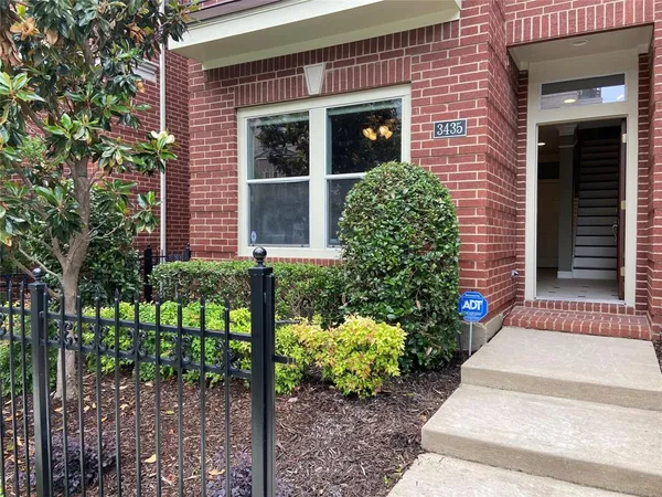 $4,900 | 3435 Howell Street, Dallas, TX 75204