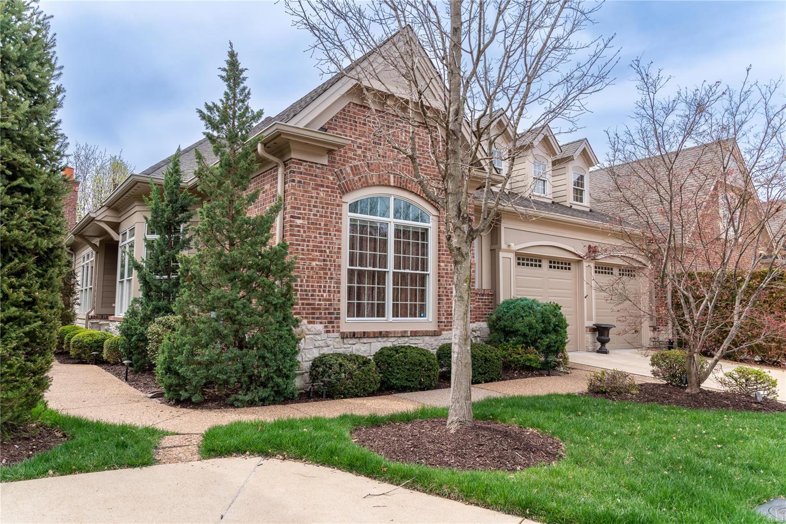 22 Old Belle Monte Road Chesterfield, MO 63017 - Photo 1 of 44 Gallery Image 1